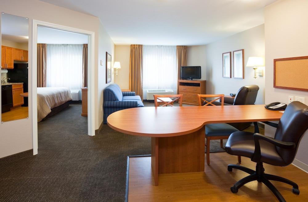 Candlewood Suites La Crosse By Ihg Exterior photo